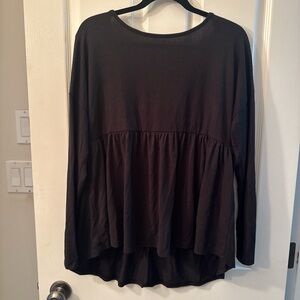 Women's Black Long Sleeve Top